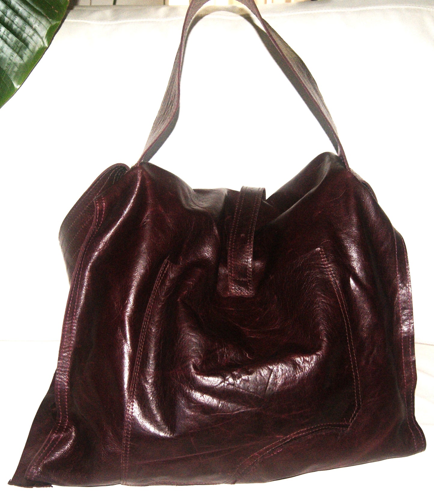 Vernice Armour- wine shoulder bag