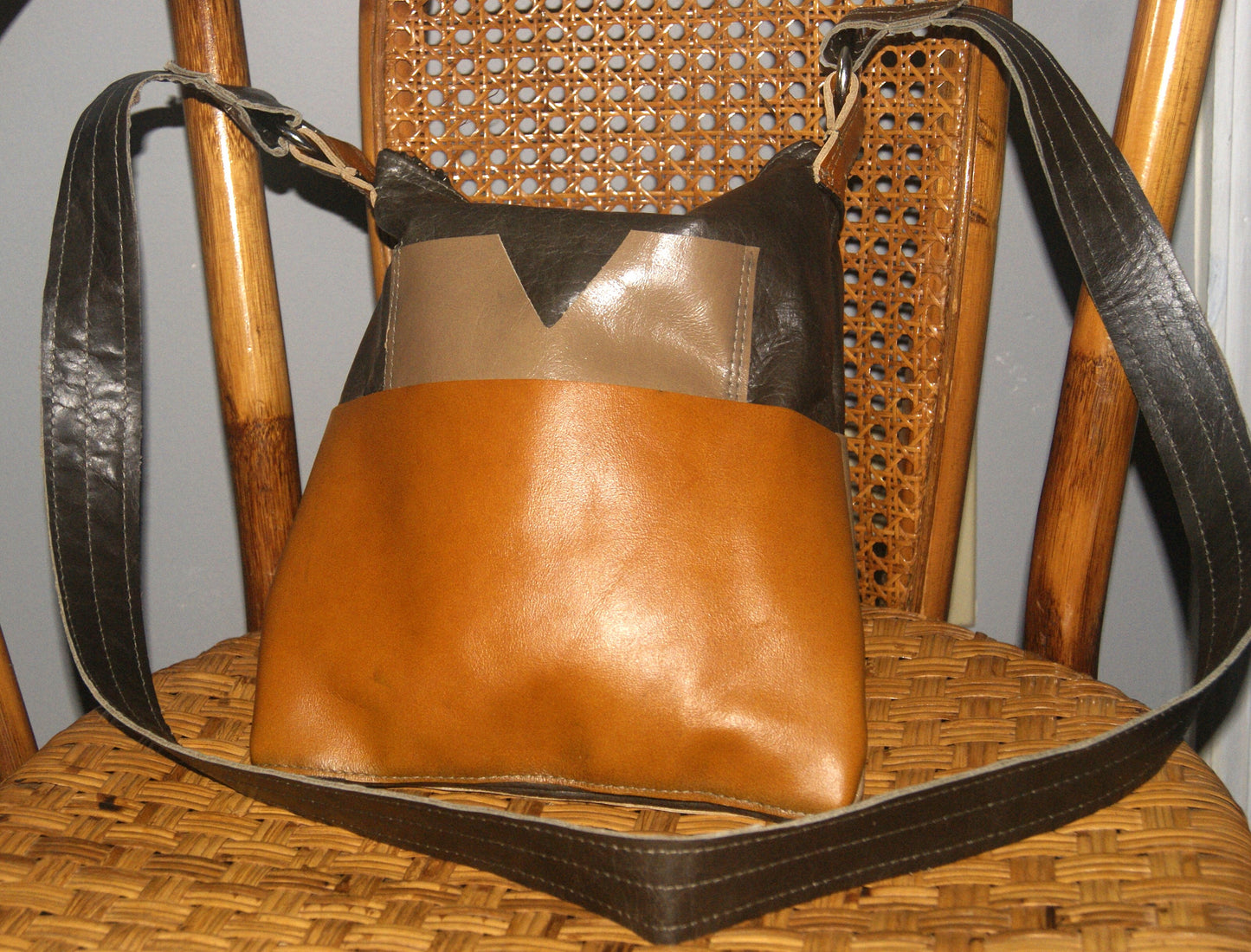 Shoulder bag-Dr. Shirley Jackson