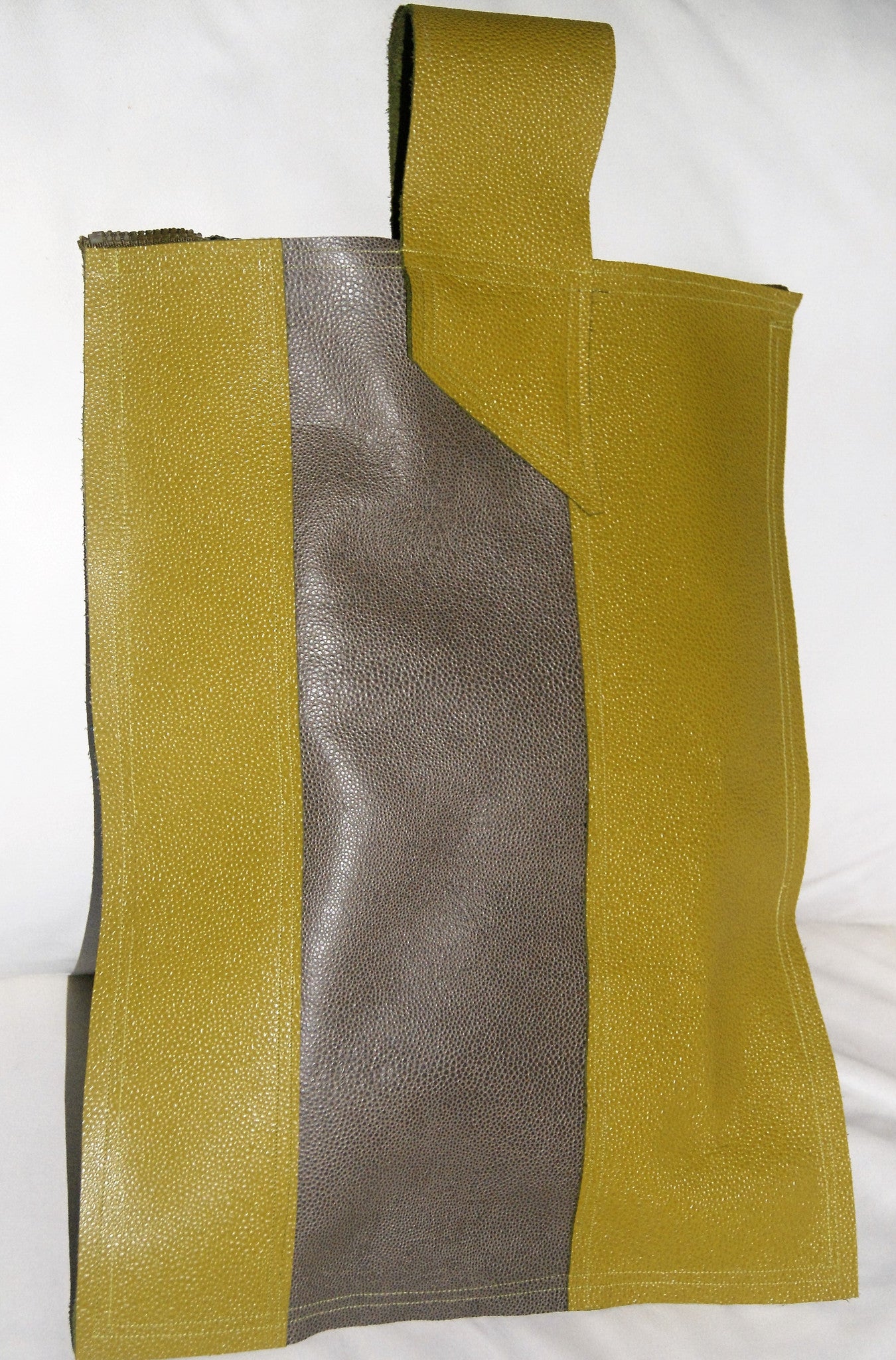 Alexa Canady- Shoulder bag