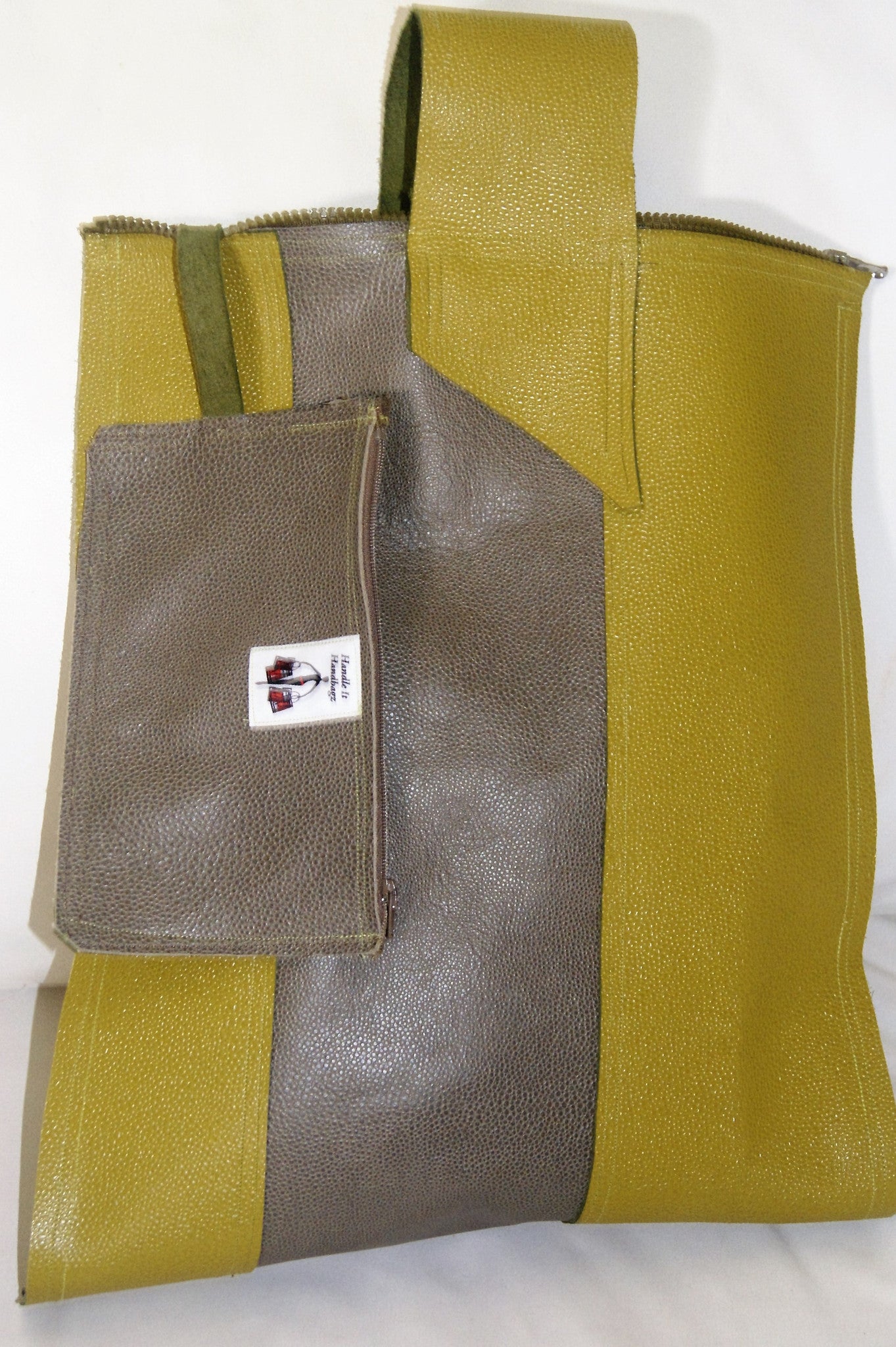 Alexa Canady- Shoulder bag